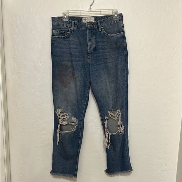 Free People Tattoo Distressed Blue Ripped Holes Cropped Denim Raw Hem Jeans Boho - Picture 3 of 16